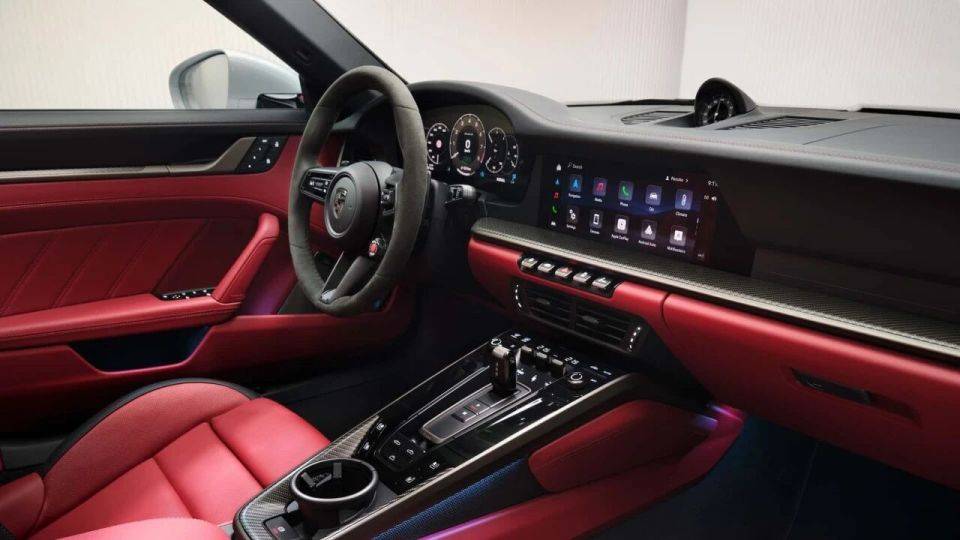 保時捷新款911 Turbo S,雙渦輪混動,售272.8萬起