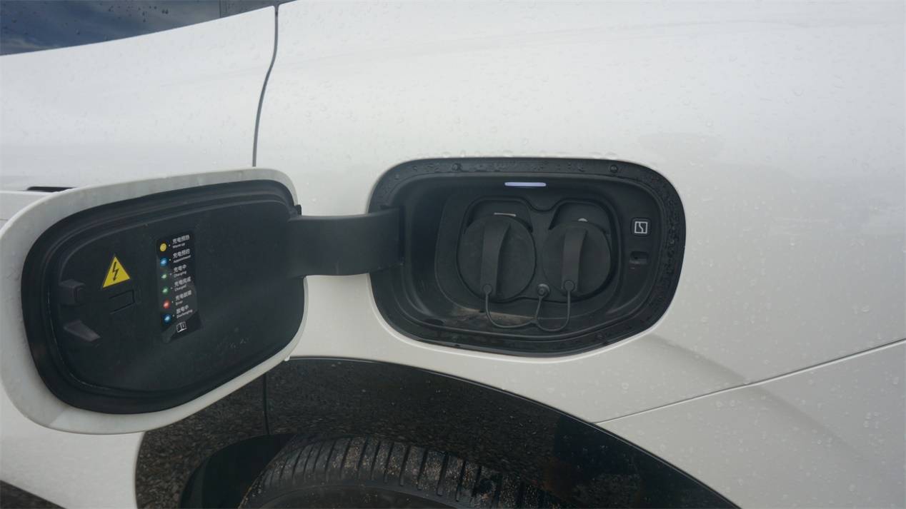 獨立試駕極氪7X:水桶之選非常均衡,只有智駕還是短板