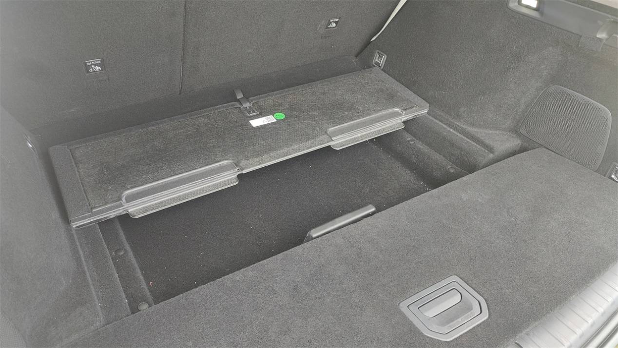 獨立試駕極氪7X:水桶之選非常均衡,只有智駕還是短板