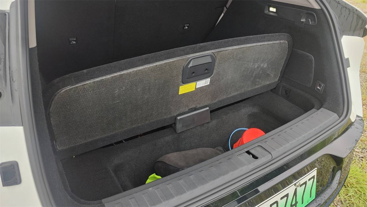 獨立試駕極氪7X:水桶之選非常均衡,只有智駕還是短板