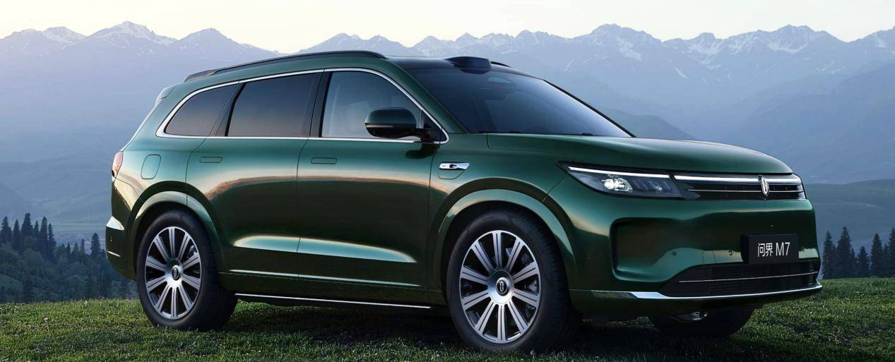 手握30萬,都是華為基因, 全新問界M7與深藍S09怎么選?