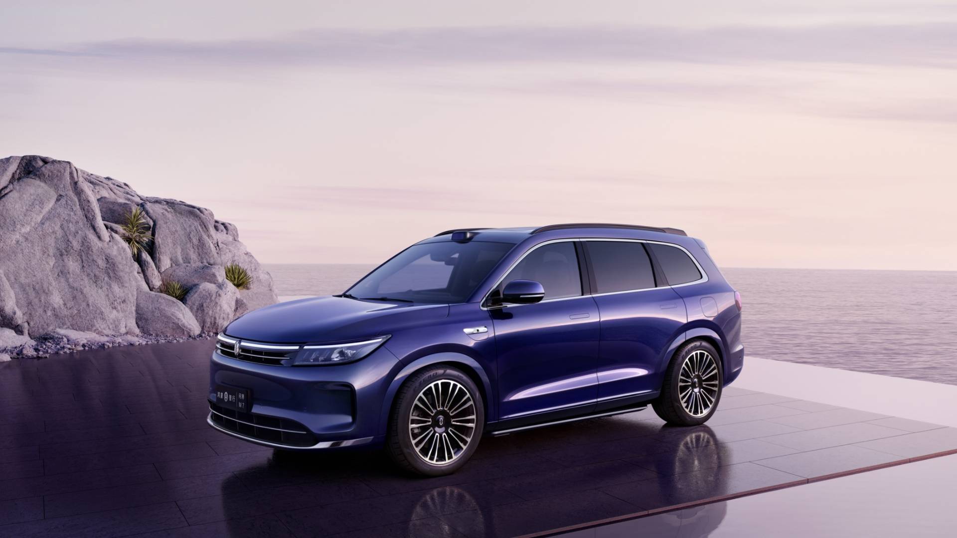 手握30萬,都是華為基因, 全新問界M7與深藍S09怎么選?