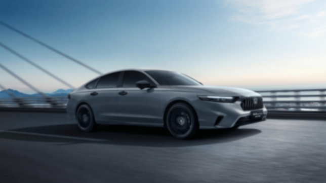 12萬(wàn)級(jí)“技術(shù)流”:英仕派與它的“二次元”總工