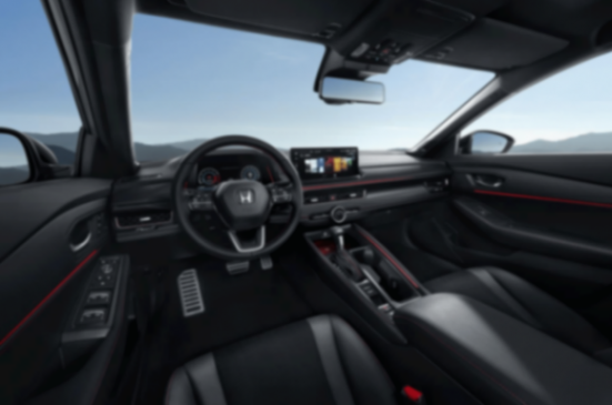 12萬(wàn)級(jí)“技術(shù)流”:英仕派與它的“二次元”總工