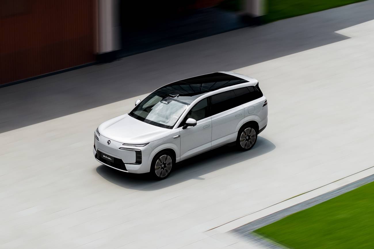 雙子星矩陣落地:騰勢N8L與N9如何重塑豪華SUV市場?