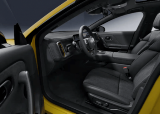 零跑Lafa5內飾迎來發布!網友:價格合適必火