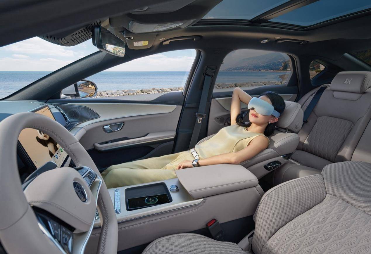 比亞迪漢長續航版補貼后15.98萬起售,六大升級再樹中高端市場標桿