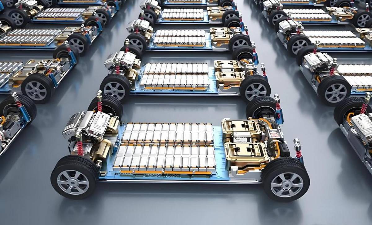 不到20萬元的車都用三元鋰了!磷酸鐵鋰不“香”了嗎?