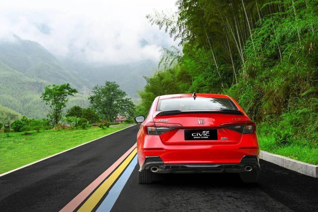看起來比思域更型的Integra本田型格,開起來會更運(yùn)動?