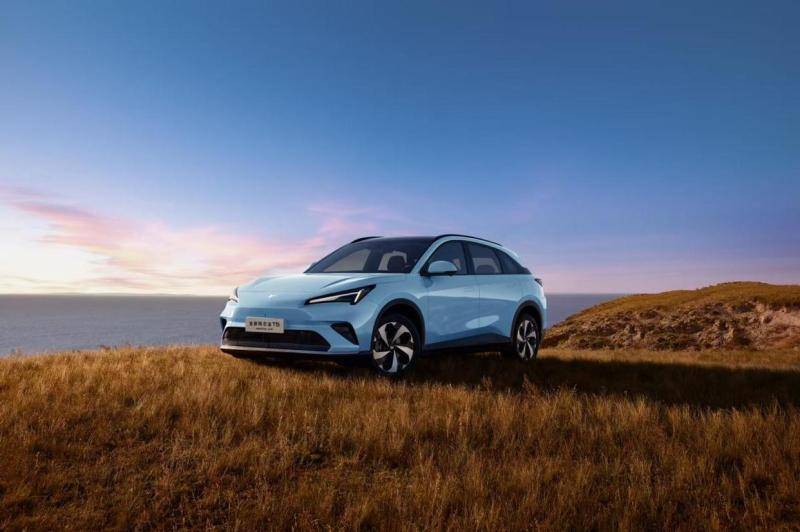 新增增程版 配置大幅提升 新款極狐阿爾法T5開啟預售