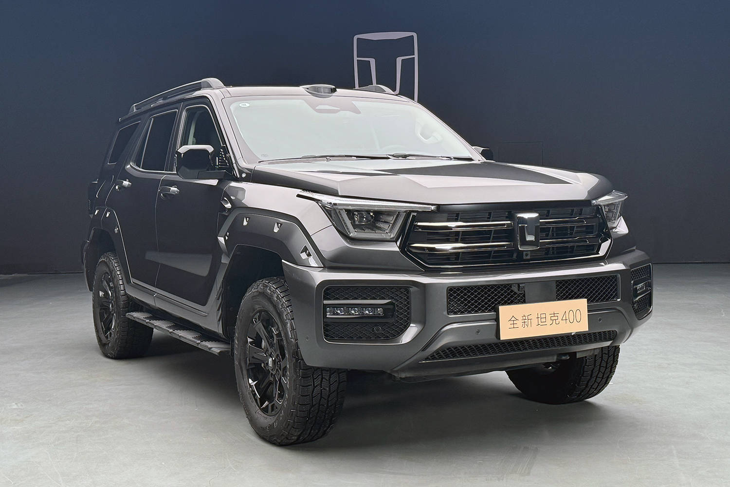 京東的業務本質而言,電商平臺只是一方面,更多是物流、金融的基礎設施服務商,運營Robotaxi和它的基因是相通的