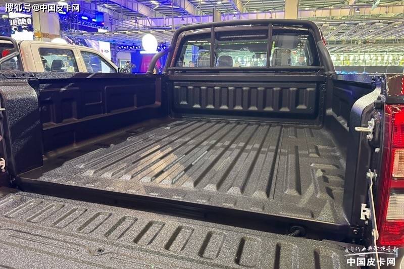 從實用伙伴到生活同行者 寶典與域虎的用戶價值進化論