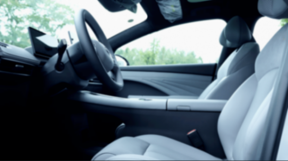 高速實測東風日產N7頂配:底盤風格反差、續航打7.4折