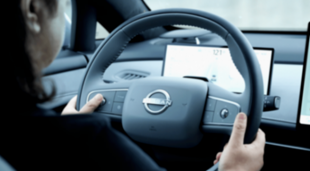 高速實測東風日產N7頂配:底盤風格反差、續航打7.4折