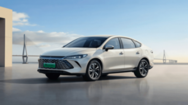 上汽集團與比亞迪的王者之戰:誰將成為2025年第一車企集團?