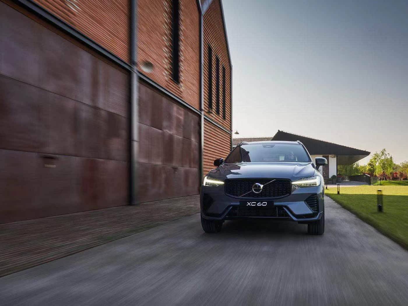 試駕沃爾沃 XC60:北歐式守護,讓豪華 SUV 懂家庭更懂你