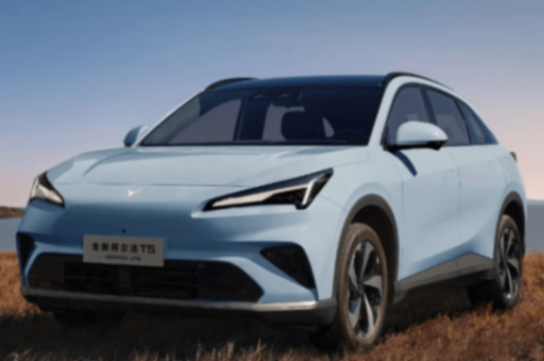 卓馭:一顆芯片如何重塑智能汽車未來?