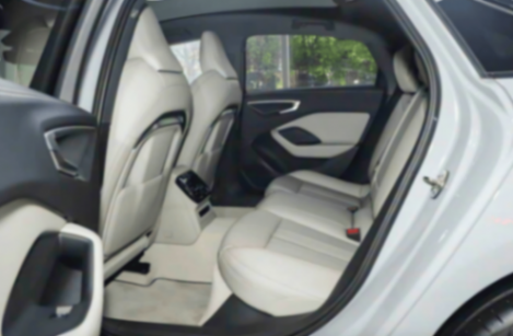 油車市場依然有不少明星車型,銷量還在逆勢增長!這幾款油車憑什么能在市場上立足?