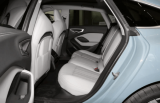 油車市場依然有不少明星車型,銷量還在逆勢增長!這幾款油車憑什么能在市場上立足?