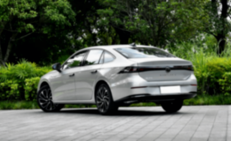 油車市場依然有不少明星車型,銷量還在逆勢增長!這幾款油車憑什么能在市場上立足?