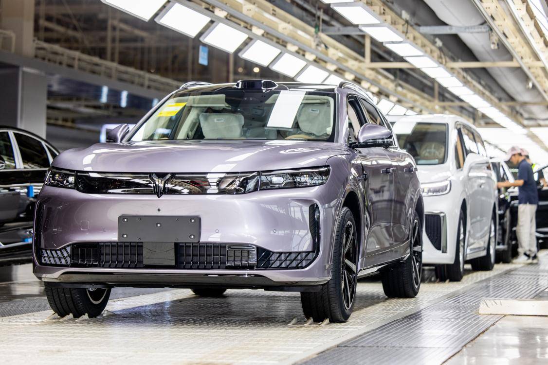 九連漲!嵐圖汽車10月交付17218輛,華系SUV嵐圖泰山11月上市