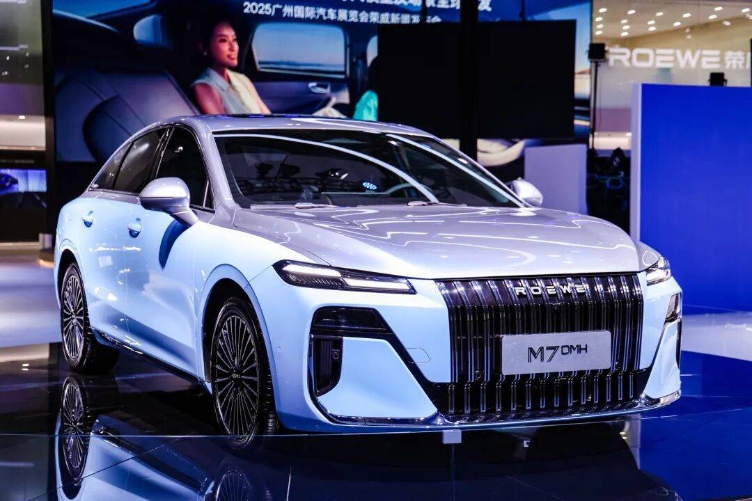 明年車市“非常痛苦”,張亮如何帶領榮威以價值戰破局?