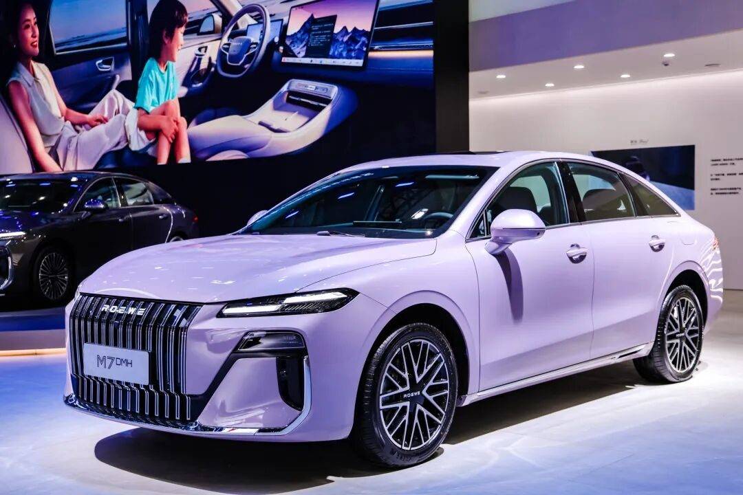 明年車市“非常痛苦”,張亮如何帶領榮威以價值戰破局?