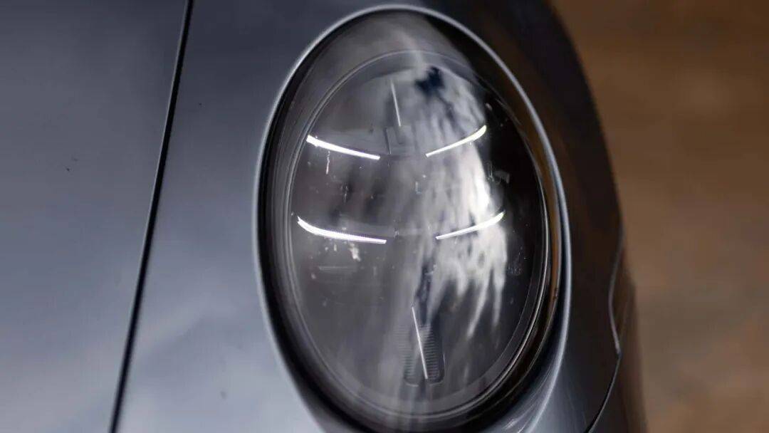 全新保時捷911 Turbo S賣這么貴,是有道理的