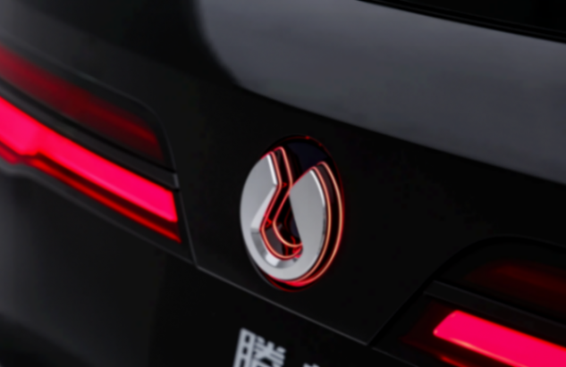 疑似騰勢D9L諜照曝光,尺寸更長,價格更貴?