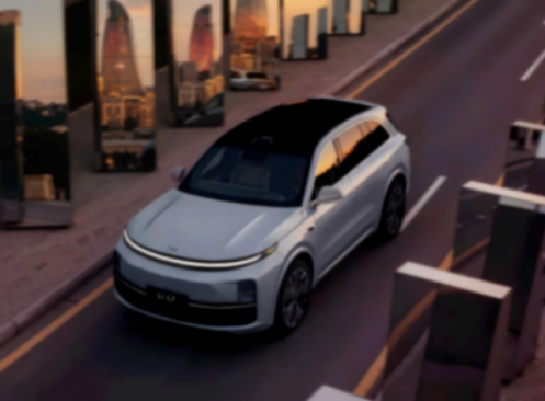 理想用兩小時(shí)，追趕AI&ldquo;最后一班車&rdquo;