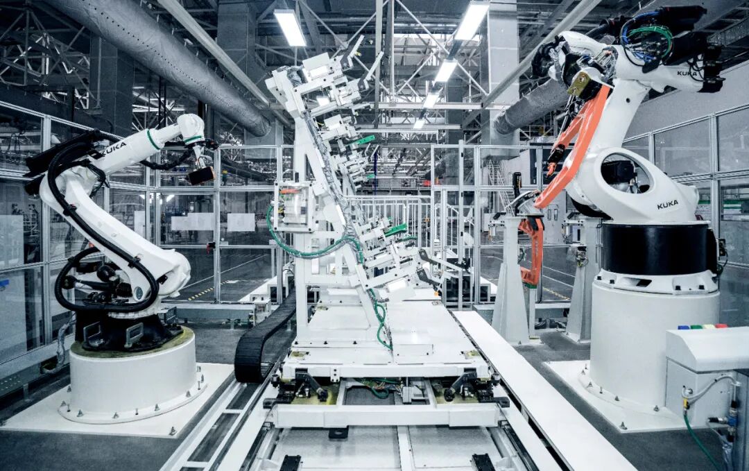 小鵬匯天陸地航母飛行器批量試產(chǎn)下線 小鵬匯天陸地航母飛行器批量試產(chǎn)下線